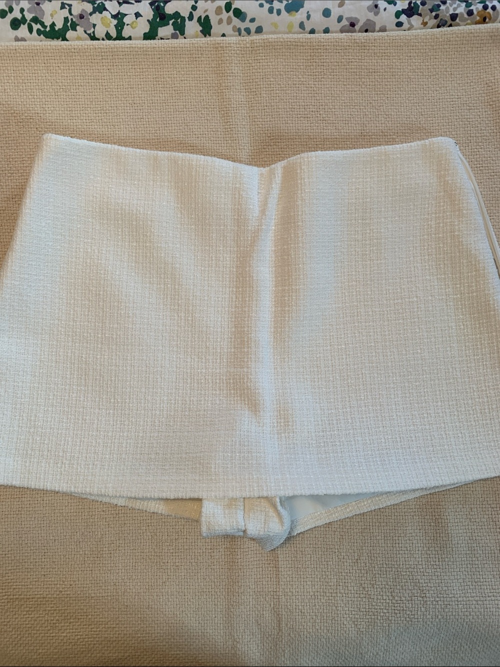 Babaton Textured skorts